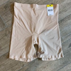 MAIDENFORM SHAPEWEAR